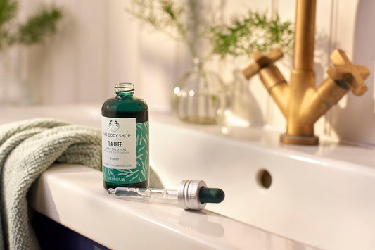 The Body Shop Tea Tree Daily Solution Serum - Purifying - for Oily, Blemished Skin - 1.69 Fl Oz