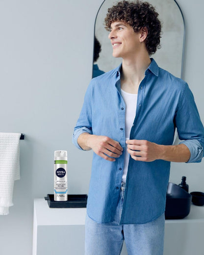 NIVEA NIVEA MEN Rasiergel Silver Protect 200 Ml