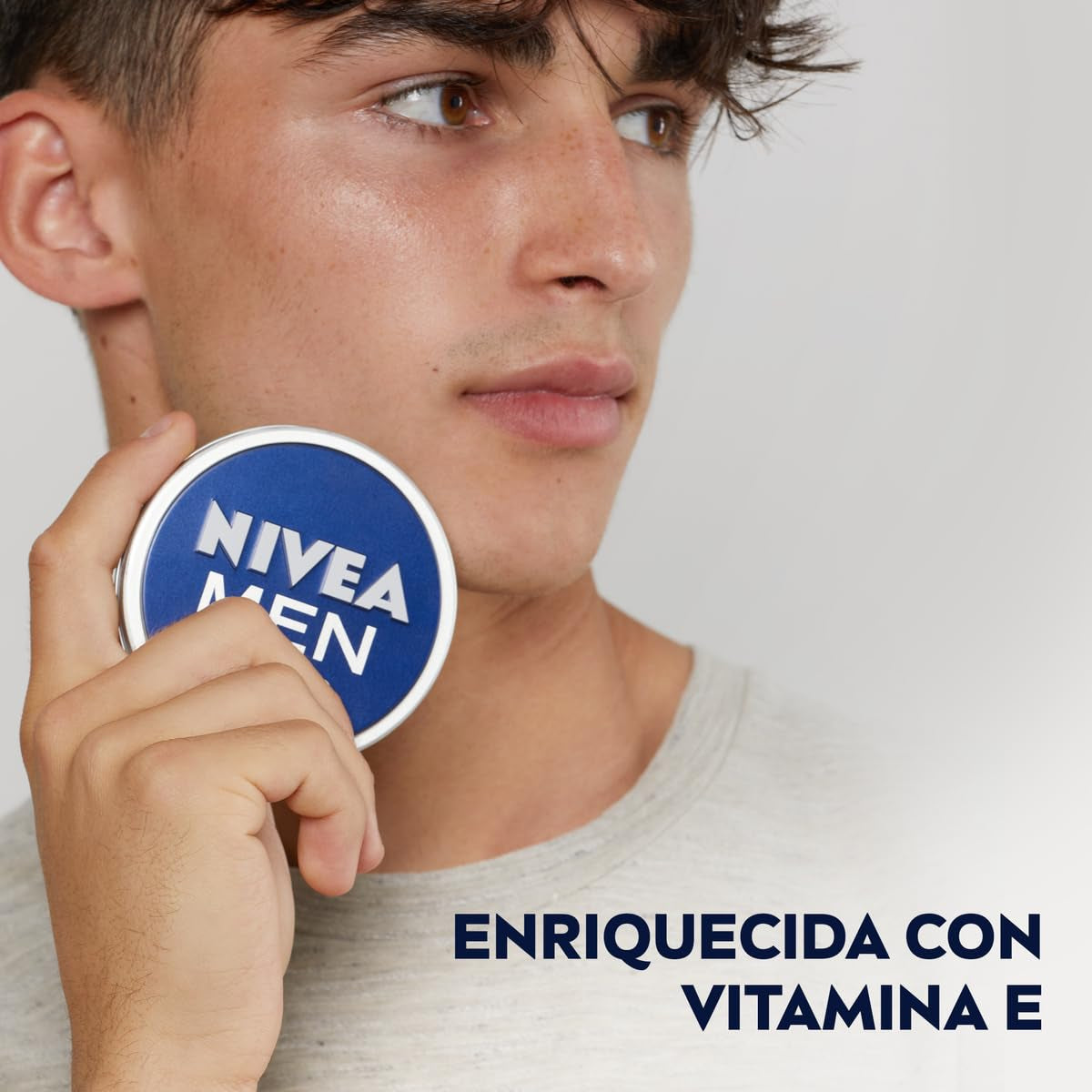 NIVEA MEN Creme (1 X 150 Ml), Crema Para Hombres, Crema Para Cara, Crema Corporal Hidratante, Crema Multiusos Hidratante Para El Cuidado De La Piel Masculina (Packung Mit 2)