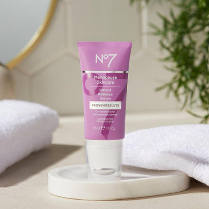 No7 Menopause Skincare Instant Radiance Serum – Hydrating Facial Serum with Hyaluronic Acid + Collagen Peptides for Firmer, Healthier Looking Skin – with Cooling Applicator (30Ml)