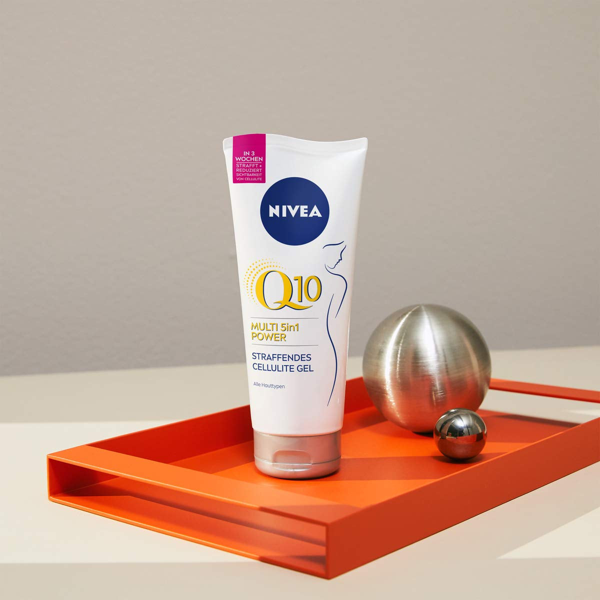 NIVEA Body Gel Q10 Anti-Cellulite (200Ml), Straffendes Hautpflege Gel Mit Q10 Und Lotus Extrakt, Cellulite Gel Mit Multi 5In1 Power Formel (Packung Mit 2)
